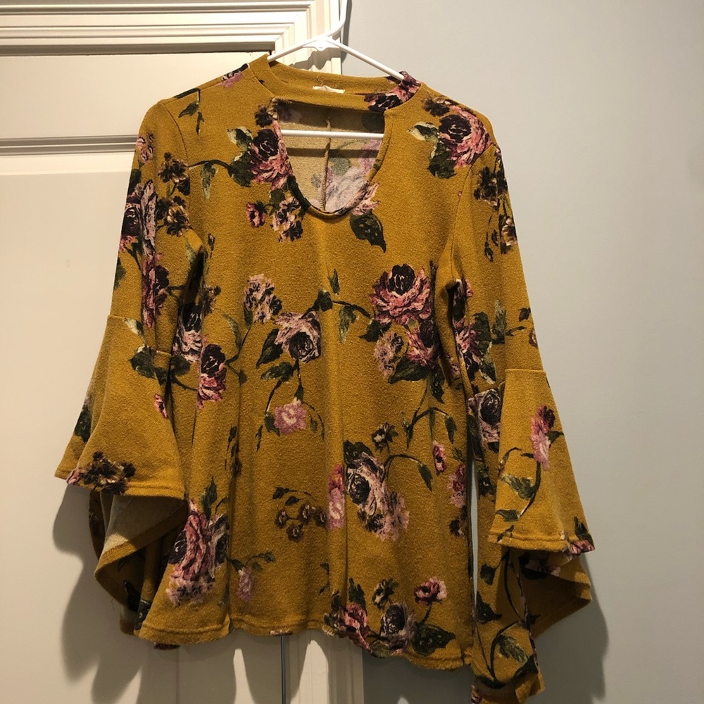 Mustard floral top